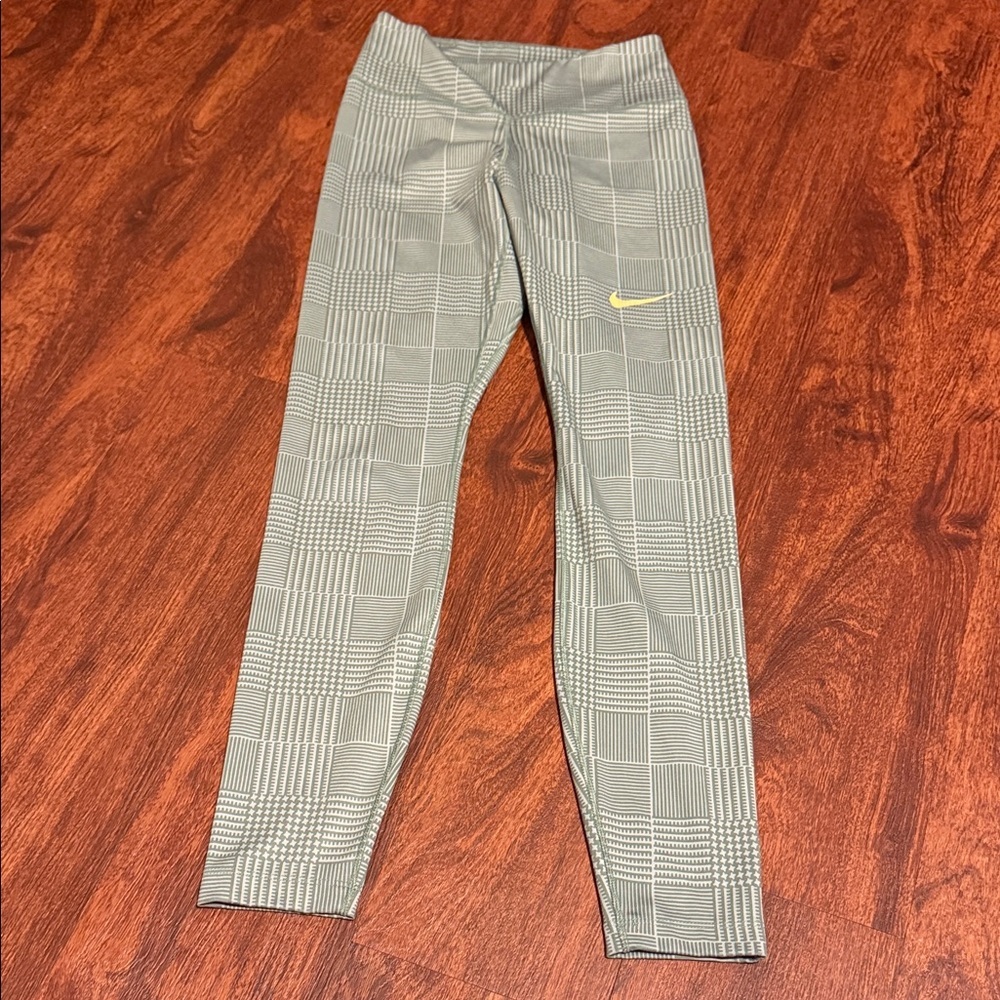 Nike Women’s Green Checkered Dri-fit Leggings